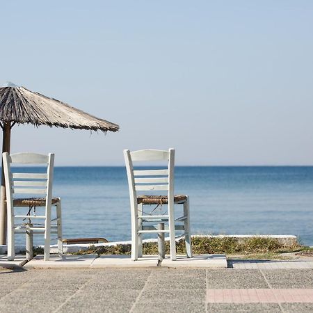 Metaxa Seafront Apartment Peraía Dış mekan fotoğraf