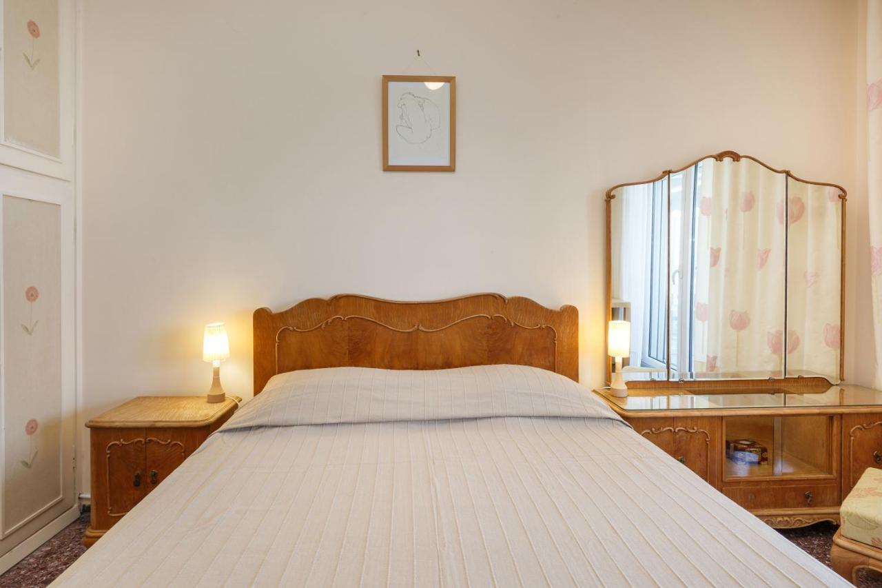 Metaxa Seafront Apartment Peraía Dış mekan fotoğraf