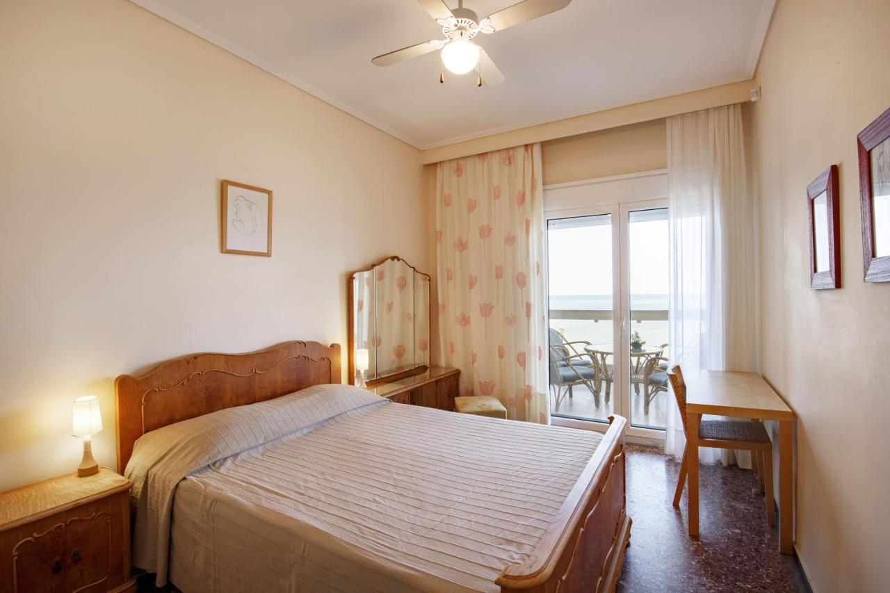 Metaxa Seafront Apartment Peraía Dış mekan fotoğraf