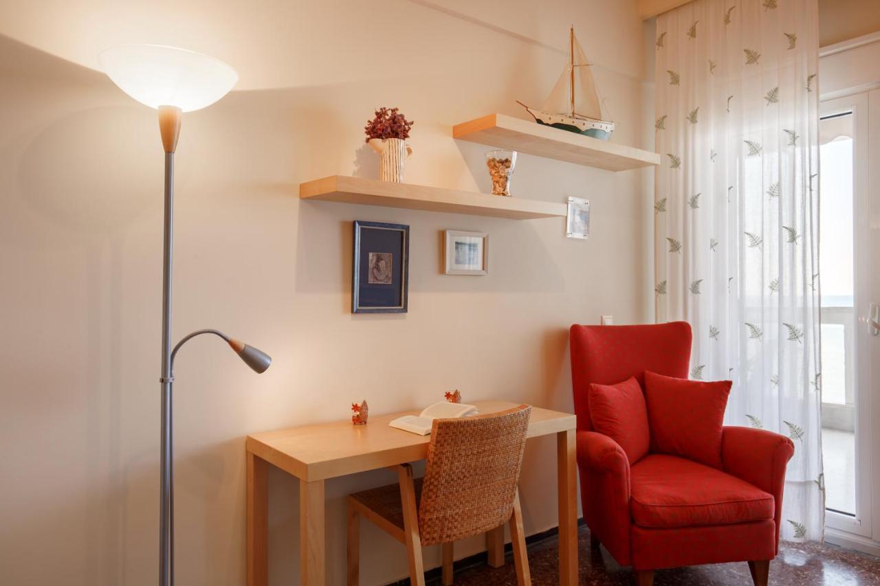 Metaxa Seafront Apartment Peraía Dış mekan fotoğraf